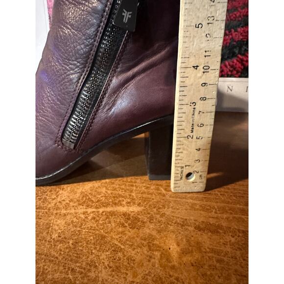 Frye Leather Brielle Peep Toe Zip Ankle Bootie Size 10 - Picture 6 of 7